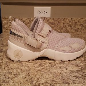 Jordan Trunner Deadstock